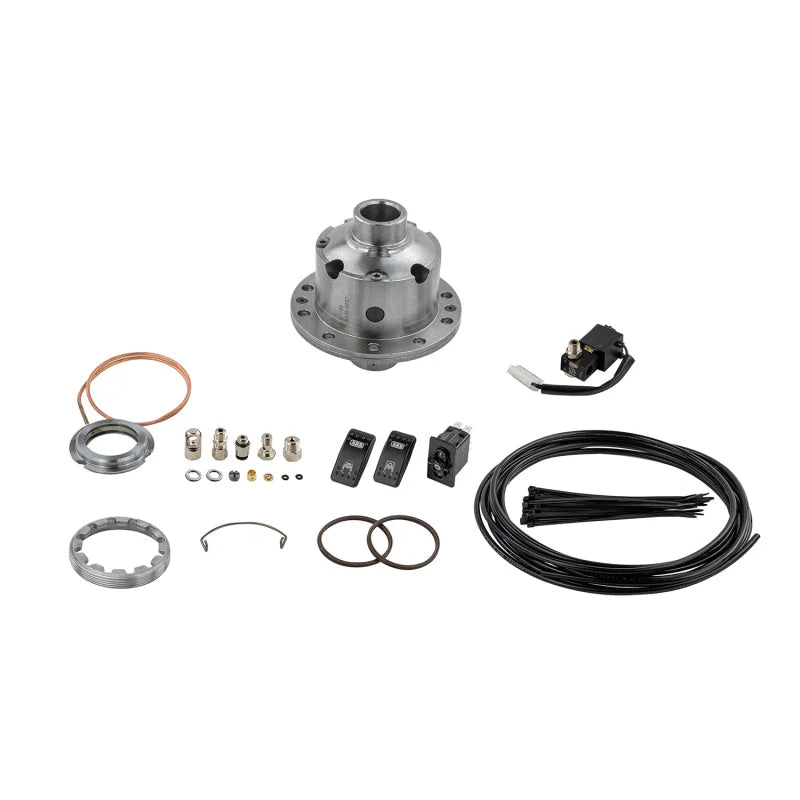 ARB Airlocker 26 Spl 10 Bolt Rg Suzuki S/N - Installation View