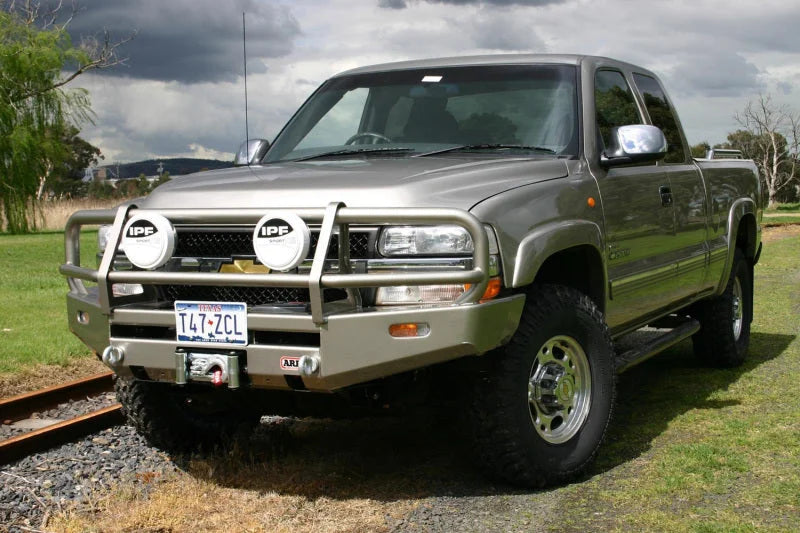 ARB Combar Slvrado99-02 - Back View