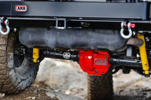 Load image into Gallery viewer, ARB Diff Cover Ford 8.8 - Installation View