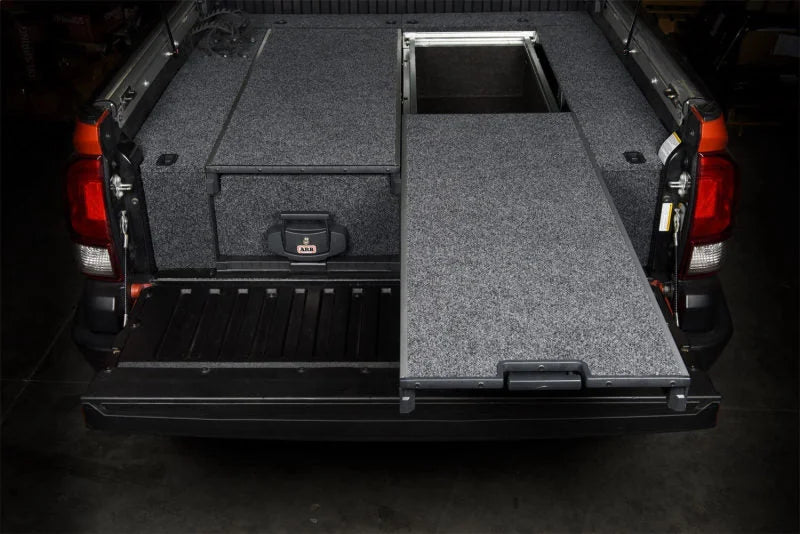 ARB Floor Kit 13555Ft-No Drawer Tacoma 15+ Ik-Fk-Exfk - Installation View