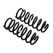 Load image into Gallery viewer, ARB / OME Coil Spring Front 4In Y61 51/110Kg - Installation View
