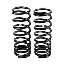 Load image into Gallery viewer, ARB / OME Coil Spring Rear 3Iny61 Cnstnt 200Kg - Installation View