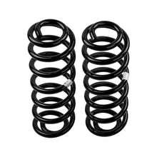 Load image into Gallery viewer, ARB / OME Coil Spring Rear Colorado 7 400Kg - Installation View