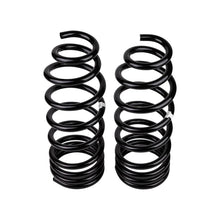 Load image into Gallery viewer, ARB / OME Coil Spring Rear Everest - Installation View