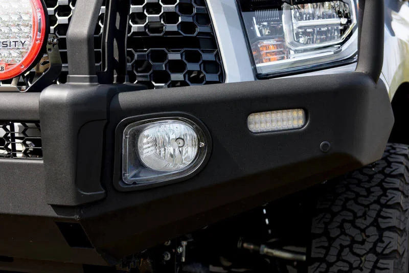 ARB Summit Combar Kit Textured Tundra 2014-17 ARB Fog Ii (Fit Kit NOT Included) - Installation View