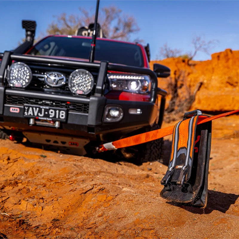 ARB Weekender Recovery Kit Incl 17600lb Recovery Strap/4.75T Shackles - Additional View 5