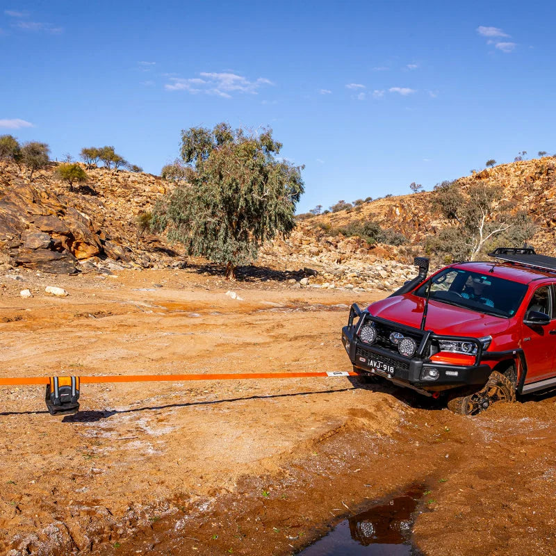 ARB Weekender Recovery Kit Incl 17600lb Recovery Strap/4.75T Shackles - Additional View 6