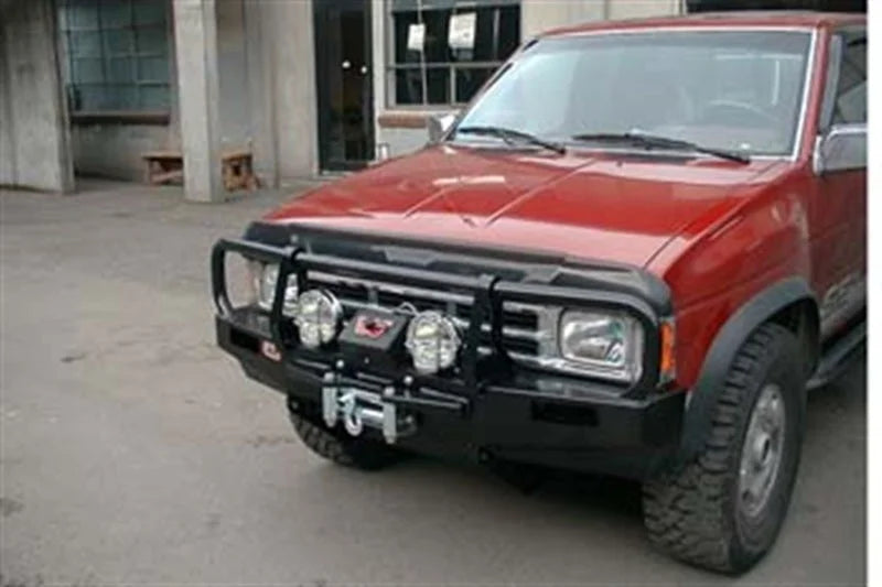 ARB Winchbar Nissan Pickup 91-97 - Installation View