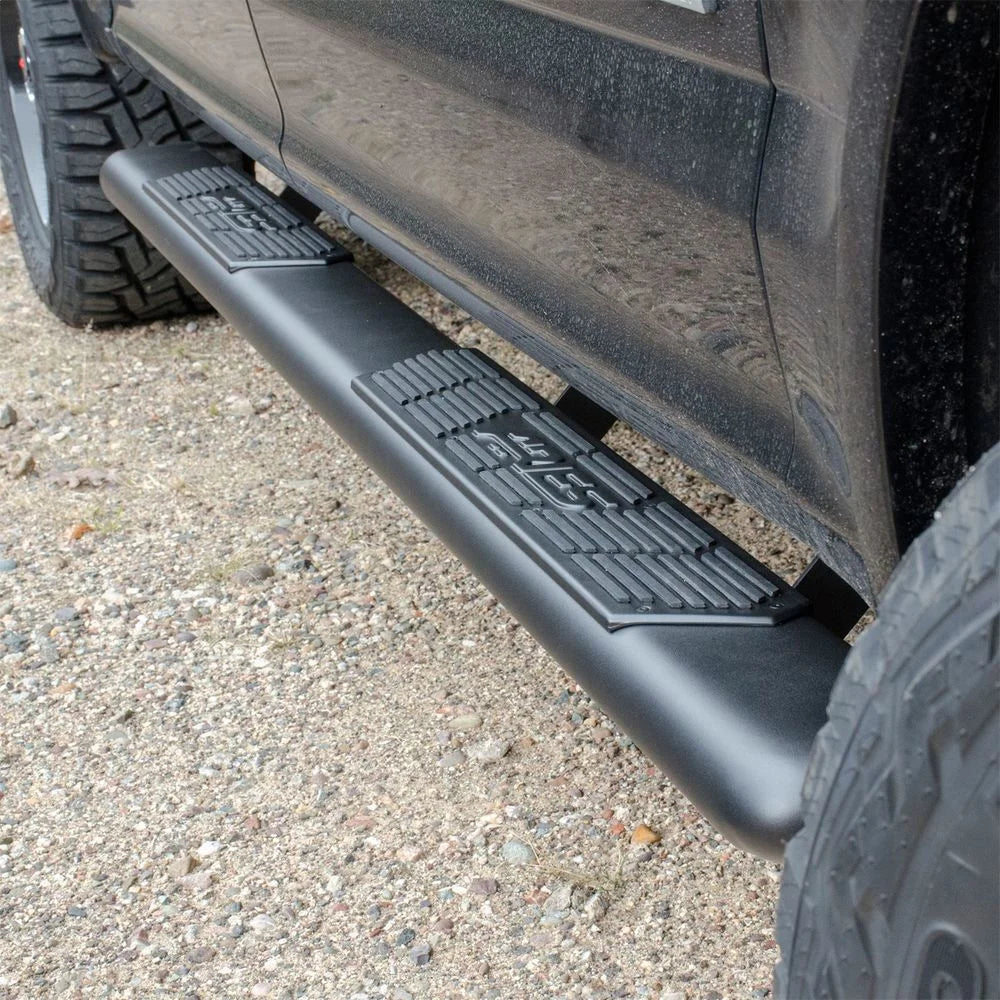 ARIES AscentStep 5-1/2" x 91" Black Steel Running Boards 2558024 fits 1999-2016 Ford F-250 Super Duty / 1999-2016 Ford F-3...