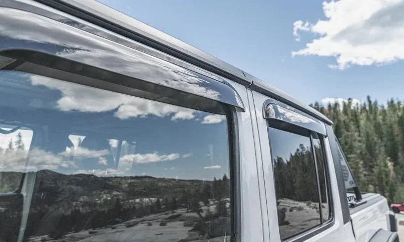 AVS 2018 Jeep Wrangler Unlimited (4-Door) Ventvisor Outside Mount Window Deflectors 4pc - Smoke - Installation View