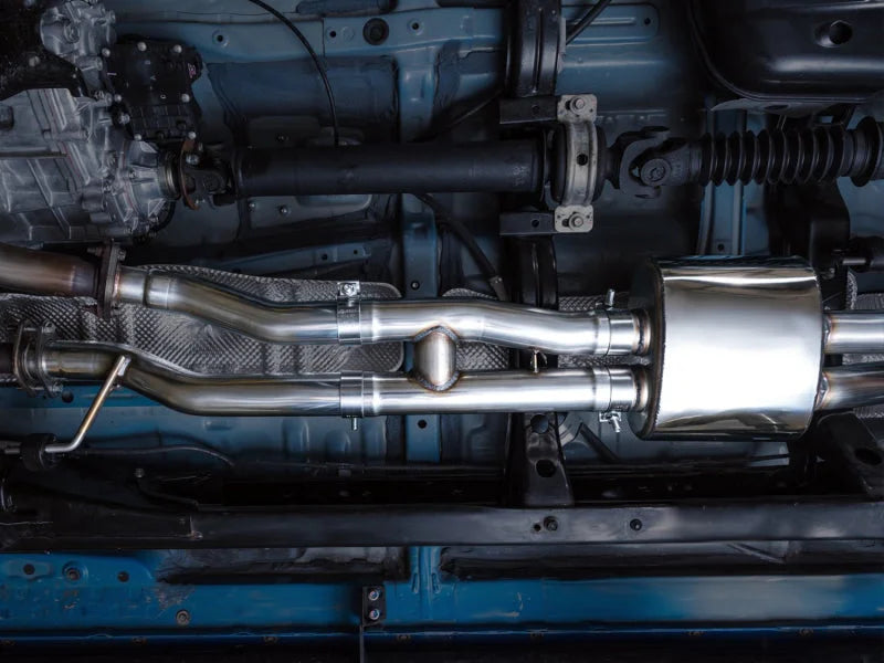 AWE 16-22 Toyota Tacoma 0FG Catback Exhaust w/ BashGuard - Dual Chrome Silver Tips - Additional View 8