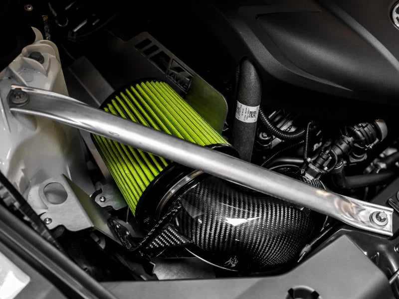 AWE Tuning 2020+ Toyota GR Supra S-FLO Carbon Intake - Installation View