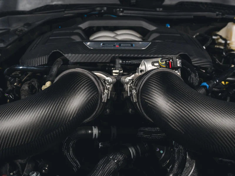 AWE Tuning 24-26 Ford S650 Mustang GT/Dark Horse S-FLO Carbon Intake - Additional View 5