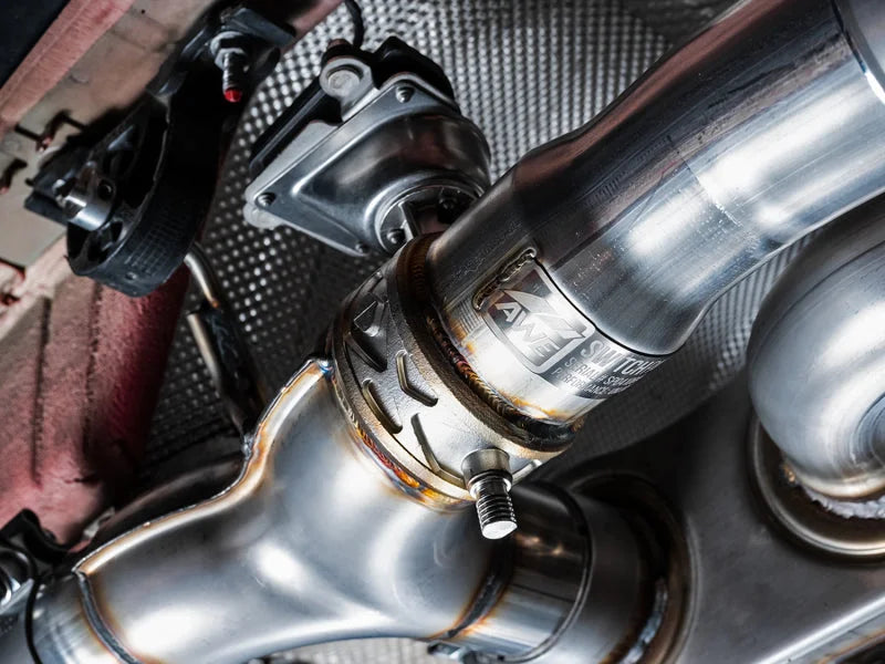 AWE Tuning BMW F8X M3/M4 SwitchPath Catback Exhaust - Diamond Black Tips - Additional View 6