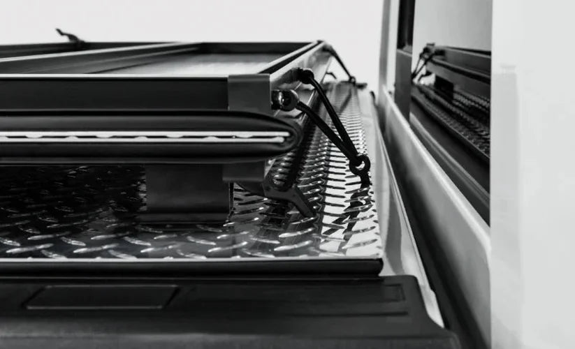 Access LOMAX Tri-Fold Cover 2022+ Ford Maverick 4ft 5in Bed - Black Urethane - Additional View 7
