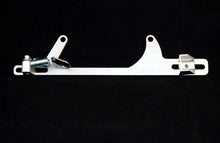 Load image into Gallery viewer, Advanced Engine Design Chevy Throttle Cable &amp; Spring Bracket - 4500 6605C