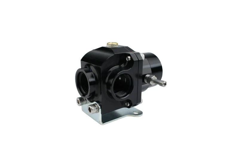 Aeromotive Adjustable Regulator - 3-15PSI - .313 Valve - (2) -08 Inlets/ -08 Return - Side View