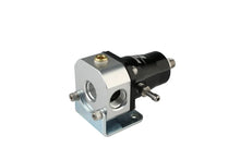 Load image into Gallery viewer, Aeromotive Regulator and Fitting Kit - Additional View 5