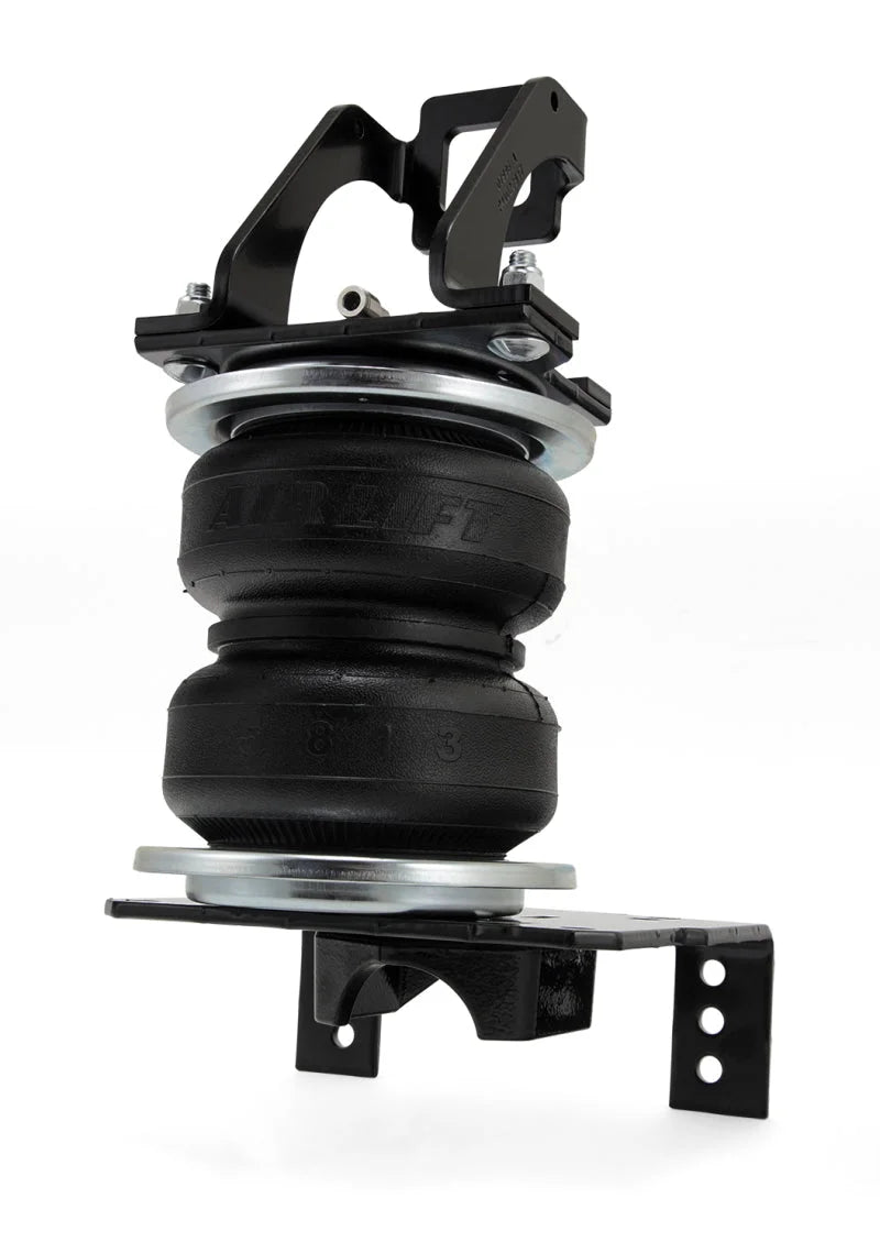 Air Lift Loadlifter 5000 Rear Air Spring Kit for 99 to 04 Ford 250/350 Superduty - Installation View