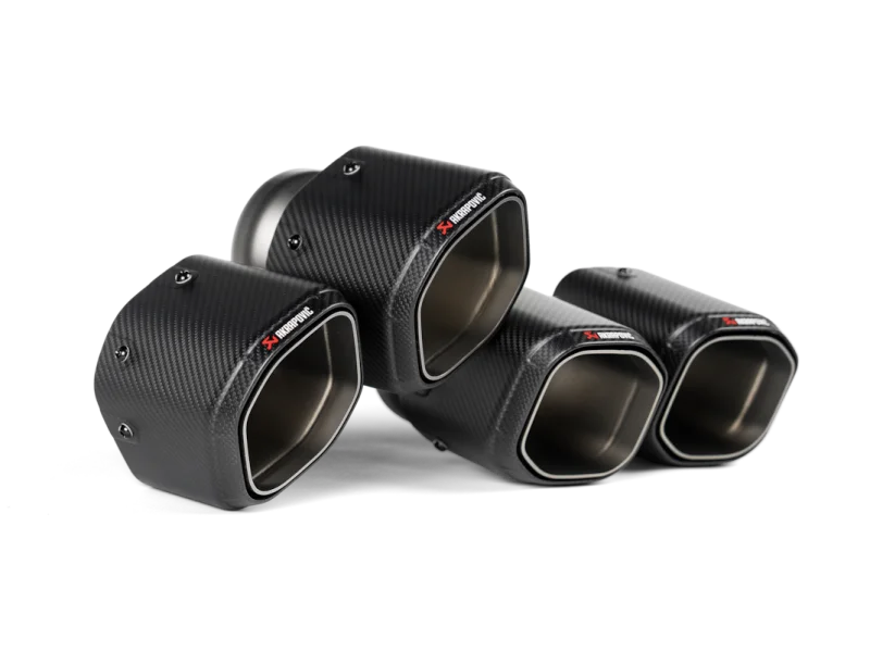 Akrapovic 2024+ BMW M5 (G90,G99) Hexagonal Carbon Fiber Tail Pipe Set - Detail View