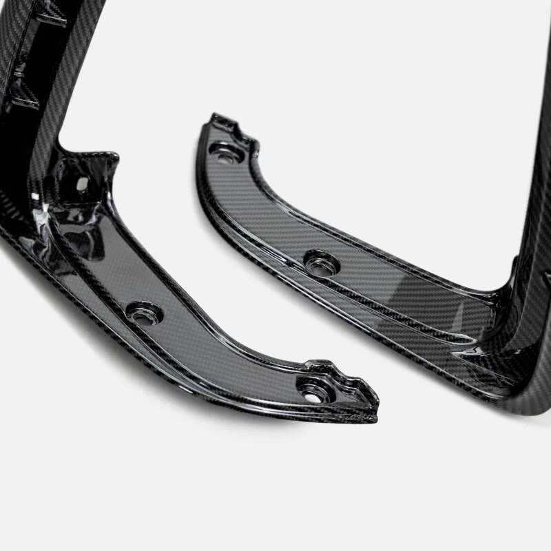 Anderson Composites 2021 Dodge RAM TRX Taillight Surround - Installation View