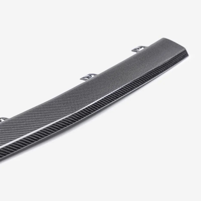 Anderson Composites 2024 Ford Mustang Dark Horse Carbon Fiber Upper Grille Trim - Detail View