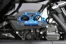 Load image into Gallery viewer, Arlen Ness Diamond Floorboards - Passenger - Blue - Additional View 5
