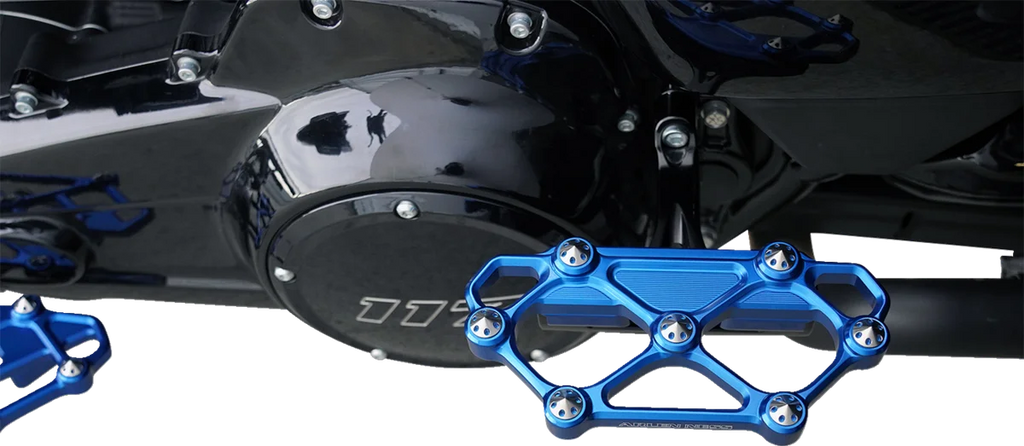 Arlen Ness Diamond Floorboards - Passenger - Blue - Additional View 6