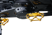Load image into Gallery viewer, Arlen Ness Diamond Floorboards - Passenger - Gold - Side View