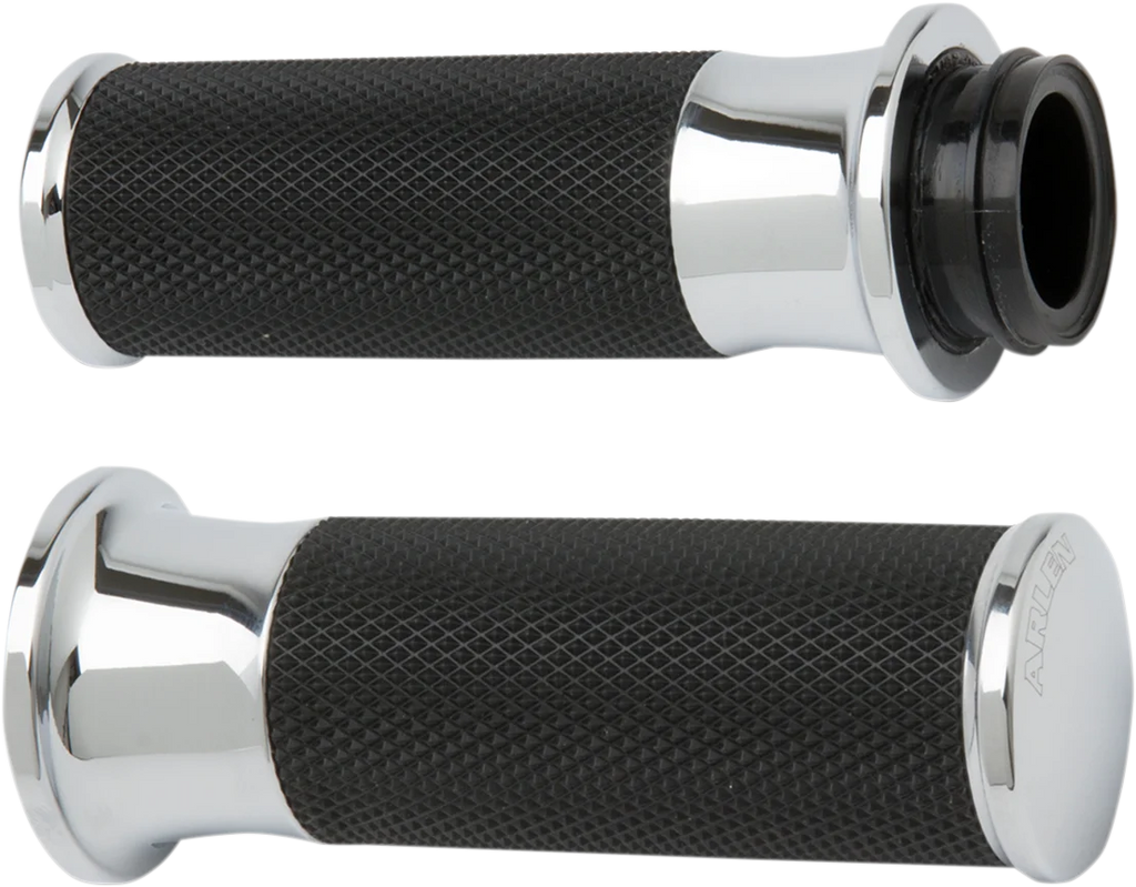 Arlen Ness Grips - Smoothie - TBW - Chrome 07-322 - Main Product View