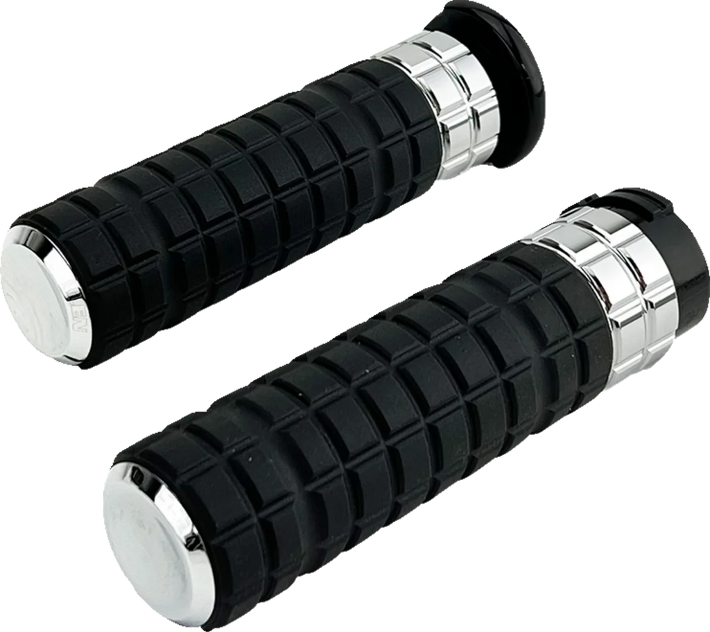 Arlen Ness Grips - SpeedLiner - TBW - Chrome 500-003 - Side View