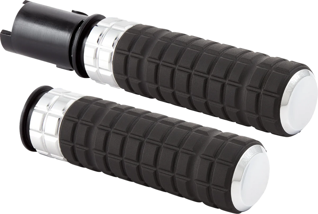 Arlen Ness Grips - SpeedLiner - TBW - Chrome 500-063 - Main Product View