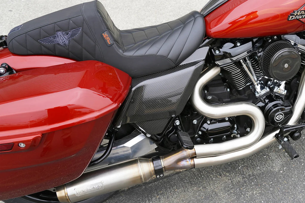 Arlen Ness Side Covers - Carbon Fiber - 210-200 fits 2024-2025 Harley-Davidson FLTRX / FLHX - Side View