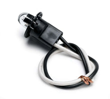 Load image into Gallery viewer, AutoMeter Bulb &amp; Socket Kit 3211