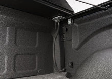 Load image into Gallery viewer, BAK 00-11 Dodge Dakota 5ft 3in Bed BAKFlip G2 - Additional View 7