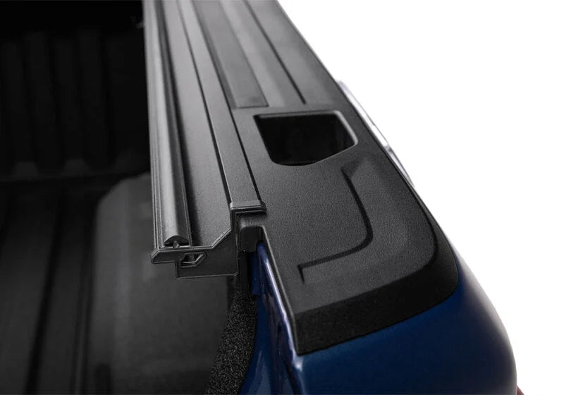 BAK 14-18 Chevy Silverado 1500 / 15-20 Silverado 2500/3500 6ft 6in Bed BAKFlip MX4 Matte Finish - Additional View 11