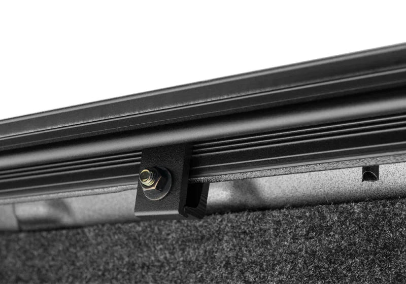 BAK 14-18 Chevy Silverado/GM Sierra/2019 Legacy Revolver X4s 5.9ft Bed Cover (2014- 1500 Only) - Additional View 6