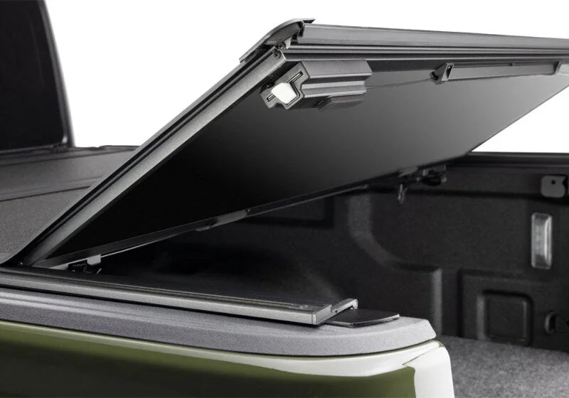 BAK 14-18 GMC Silverado/Sierra 1500 & 15-19 1500/2500/3500 5.9ft. Bed BAKFlip MX4 TS - Additional View 10