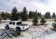 Load image into Gallery viewer, BAK 20-21 Jeep Gladiator Revolver X4s 5ft Bed Cover - Additional View 5