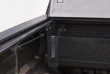 Load image into Gallery viewer, BAK 2020 Jeep Gladiator 5ft Bed BAKFlip G2 - Side View