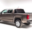 Load image into Gallery viewer, BAK 2020 Jeep Gladiator 5ft Bed BAKFlip G2 - Additional View 7