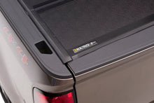 Load image into Gallery viewer, BAK 2020 Jeep Gladiator 5ft Bed BAKFlip G2 - Additional View 9