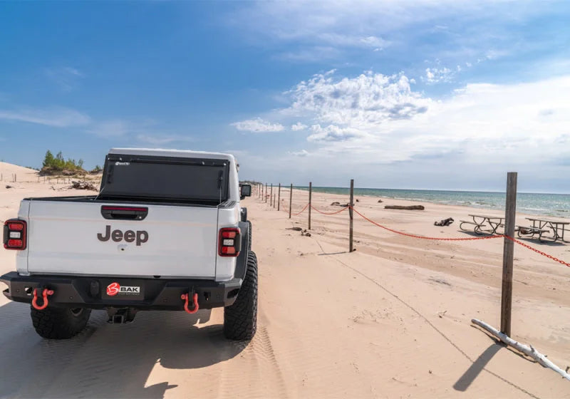 BAK 2020 Jeep Gladiator 5ft Bed BAKFlip MX4 - Additional View 6