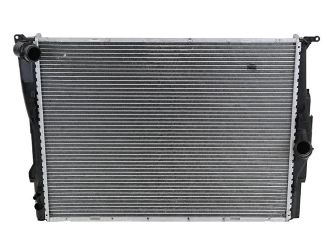 BEHR Radiator CR 1089 000P - Side View