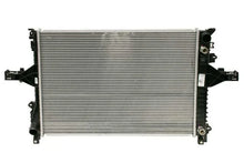 Load image into Gallery viewer, BEHR Radiator CR 1547 001S