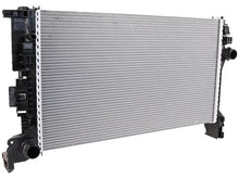 Load image into Gallery viewer, BEHR Radiator CR 2334 000P