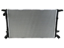 Load image into Gallery viewer, BEHR Radiator CR 905 000P