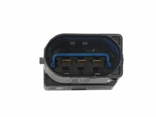Load image into Gallery viewer, BMW Crankshaft Sensor Adapter 12-51-7-567-686 - Side View
