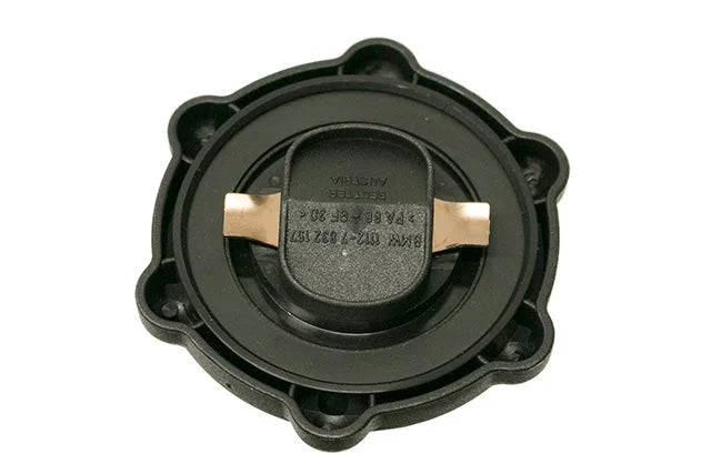 BMW Engine Oil Filler Cap 11-12-7-832-157 - Side View