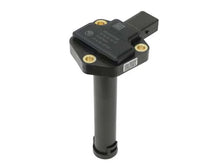 Load image into Gallery viewer, BMW Engine Oil Level Sensor 12-61-7-607-909 - Main Product View